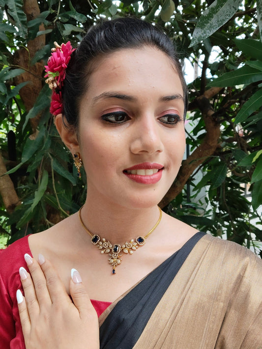 Noor Mahal Premium Quality Antique and Elegant Necklace Set