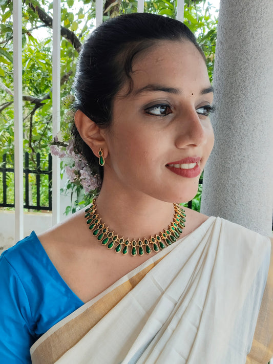 Emeraldya Trendy Beautiful Budget Friendly Emerald Necklace Set For Onam