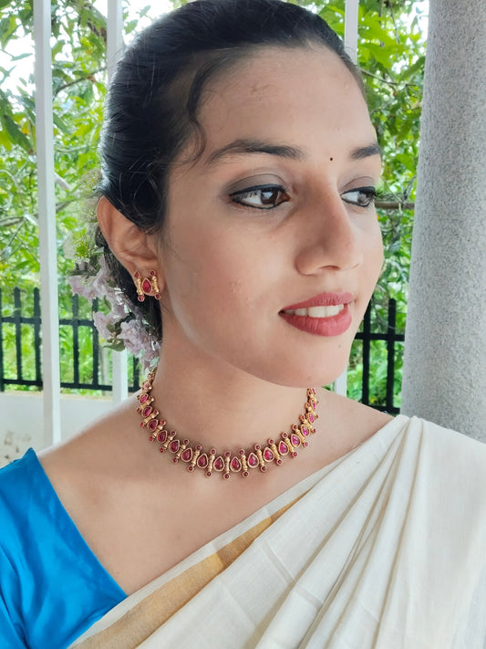 Rasikanjali Beautiful Traditional and Elegant Necklace Set