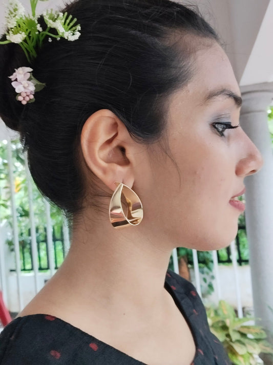 VogueCurl Premium Quality Anti-Tarnished Statement Earring