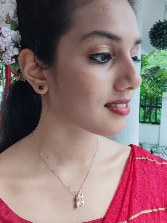 Jugalmoti Premium Quality 22k Gold Plated Antique Trendy and Elegant Budget Friendly Western Chain