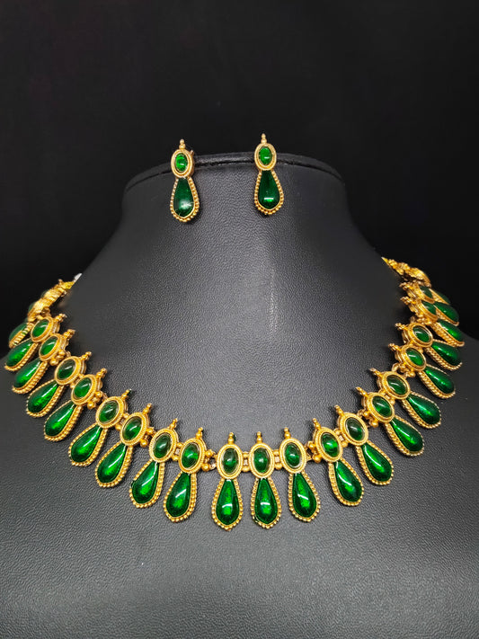Emeraldya Trendy Beautiful Budget Friendly Emerald Necklace Set For Onam