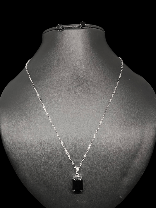 Noirika Budget Friendly Silver Plated Simple and Elegant Western Chain and Earring Combo Set