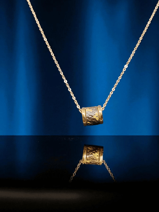 Midnight Bloom Premium Quality Rose Gold Plated Simple and Elegant Western Chain with Pendant