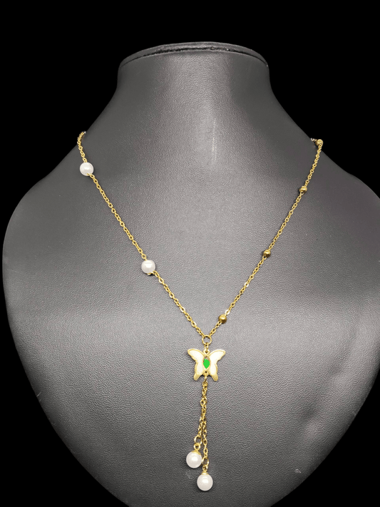 Golden Glimmerfly Premium Quality 18k Gold Plated Simple and Elegant Western Chain with Pendant