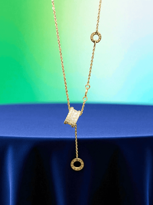 Timeless Loop Premium Quality 18k Gold Plated Simple and Elegant Western Chain with Pendant