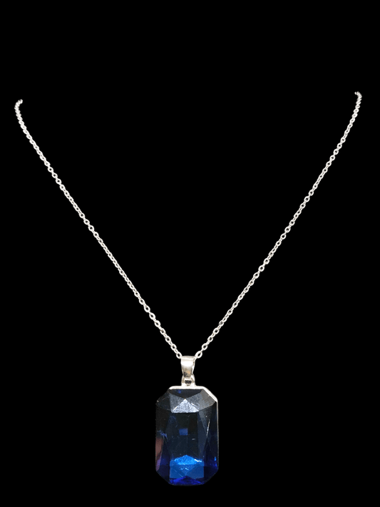 Blue Majesty Premium Quality Silver Plated Trendy and Elegant Western Chain with Pendant