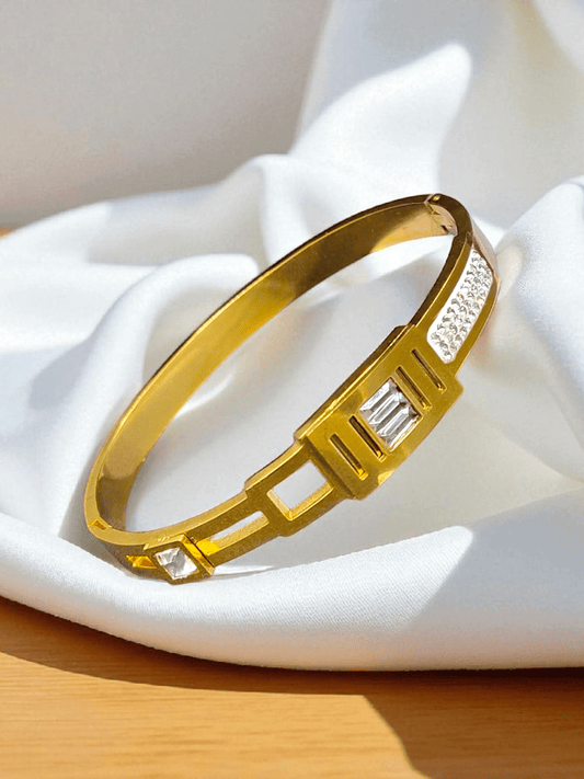 Visheshika Premium Quality Budget Friendly Anti-Tarnished Openable Free Size Kada Bangle