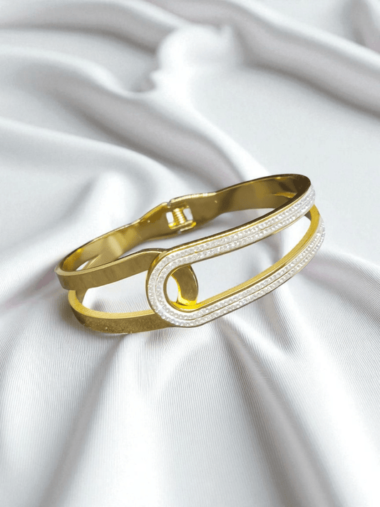 Jvalika Premium Quality Budget Friendly Anti-Tarnished Openable Free Size Kada Bangle