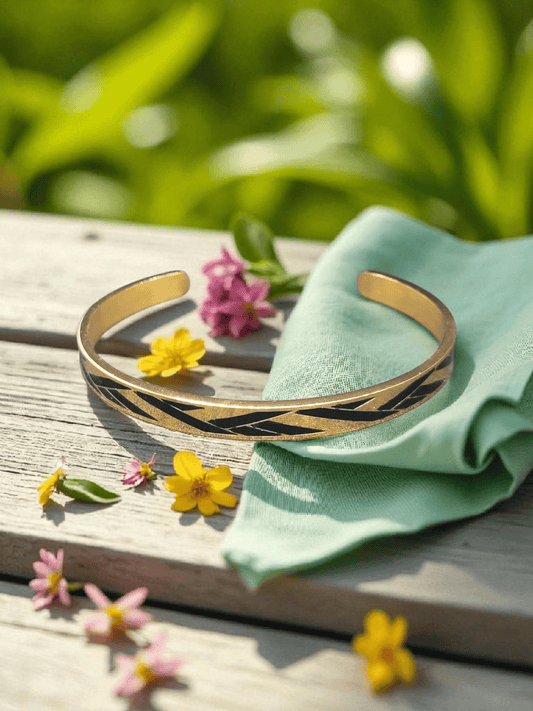 BoldMark Premium Quality 18K Gold Plated Open Type Unisex Free Size Kada Bangles