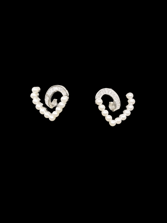 Starlit Curl Budget Friendly Trendy and Elegant Pearl Western Earring