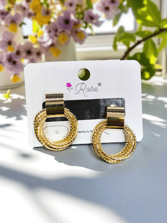 OroTwirl Budget Friendly Simple and Stylish Earring