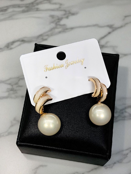DreamOrbs Budget Friendly Stylish and Elegant Earrings In Pearl