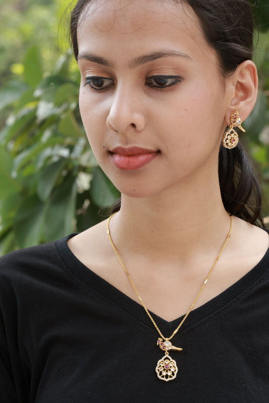 PushpaKili Premium Quality Simple Chain Necklace Set with Pendant