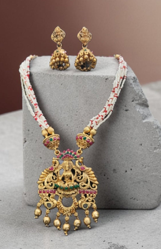 Premium Quality Sugar Pearl Bunch Lakshmi Mid Length Kundan Traditional Temple Necklace