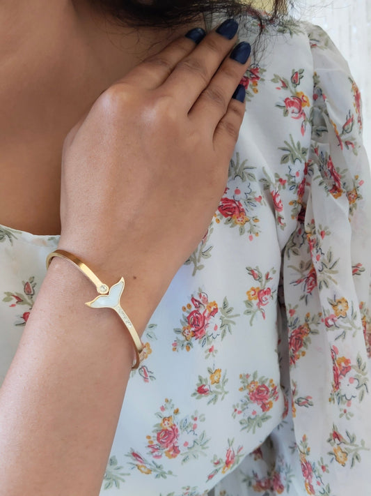 Whale Wish Premium Quality Budget Friendly Anti-Tarnished Openable Free Size Kada Bangle