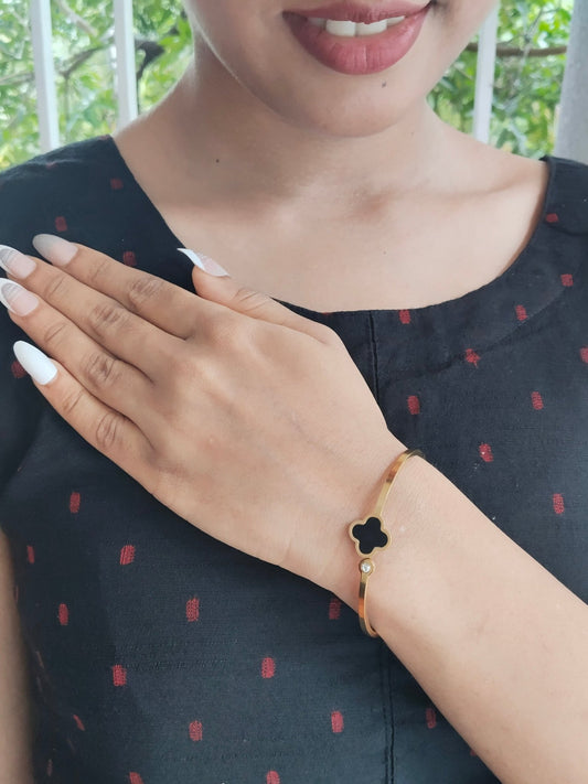 Black Blush Premium Quality Budget Friendly Anti-Tarnished Openable Free Size Kada Bangle
