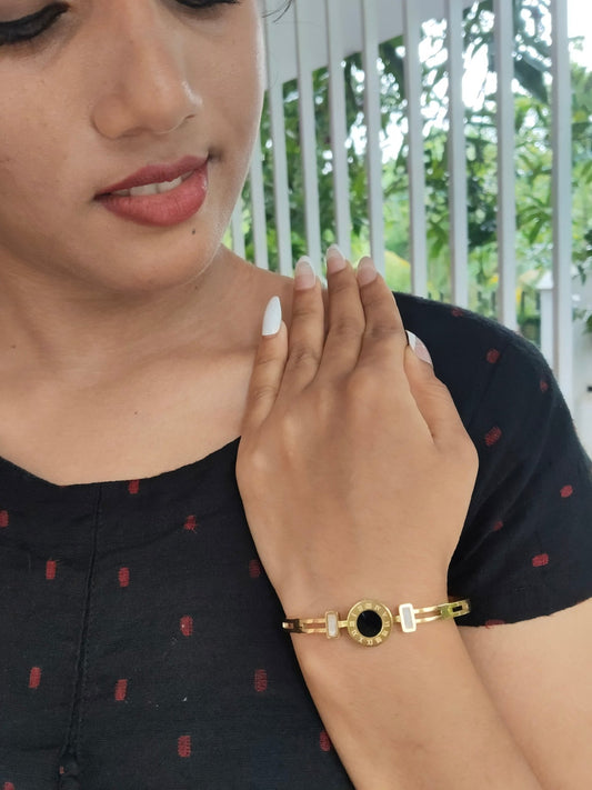 Vita Obscura Premium Quality Budget Friendly Anti-Tarnished Openable Kada Bangle