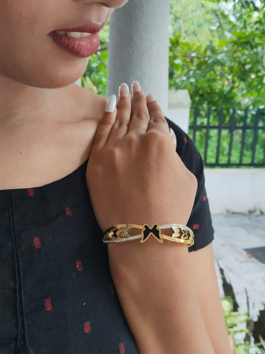 Kaalanjali Premium Quality Budget Friendly Anti-Tarnished Openable Free Size Kada Bangle