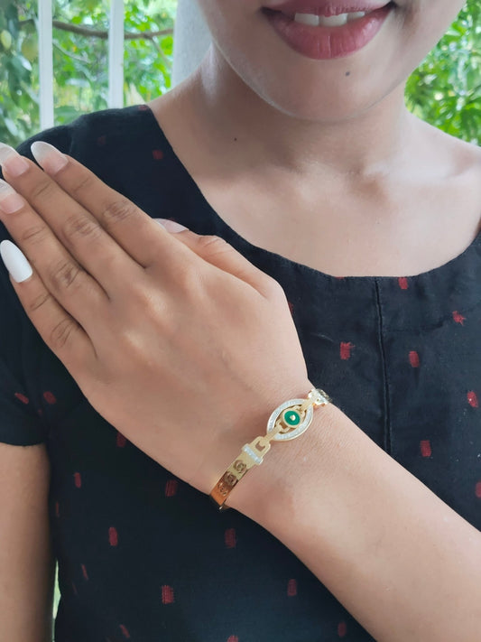 Verdant Eye Premium Quality Budget Friendly Anti-Tarnished Openable Free Size Kada Bangle