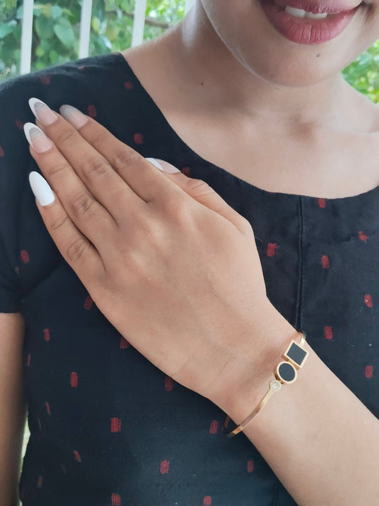 DarkMatrix Premium Quality Budget Friendly Simple and Elegant Anti-Tarnished Openable Kada Bangle