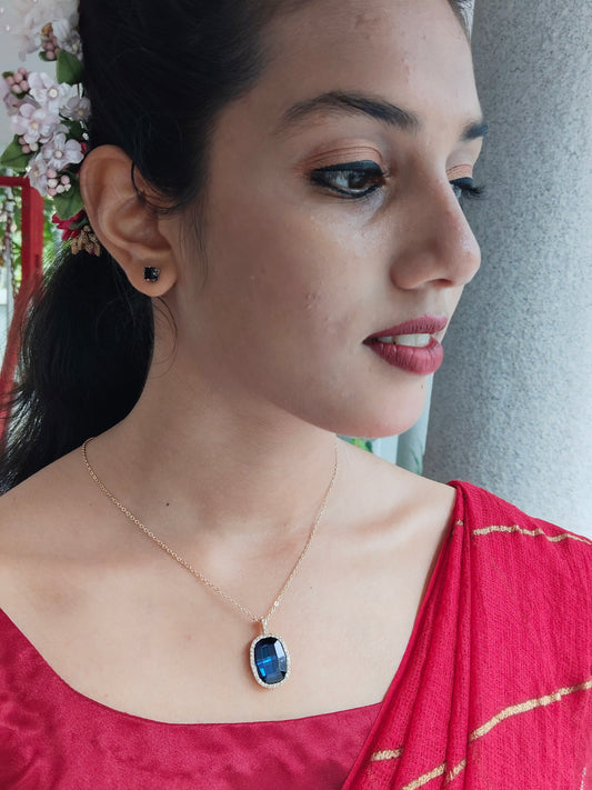 Indigo Whisper Premium Quality 18k Gold Plated Simple and Elegant Western Chain with Pendant