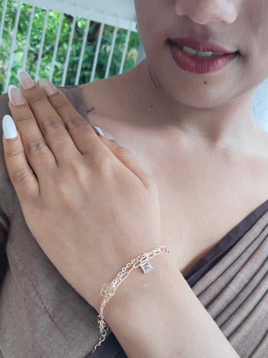 GlaciaGlow Budget Friendly Rose Gold Finished Simple and cute Bracelet
