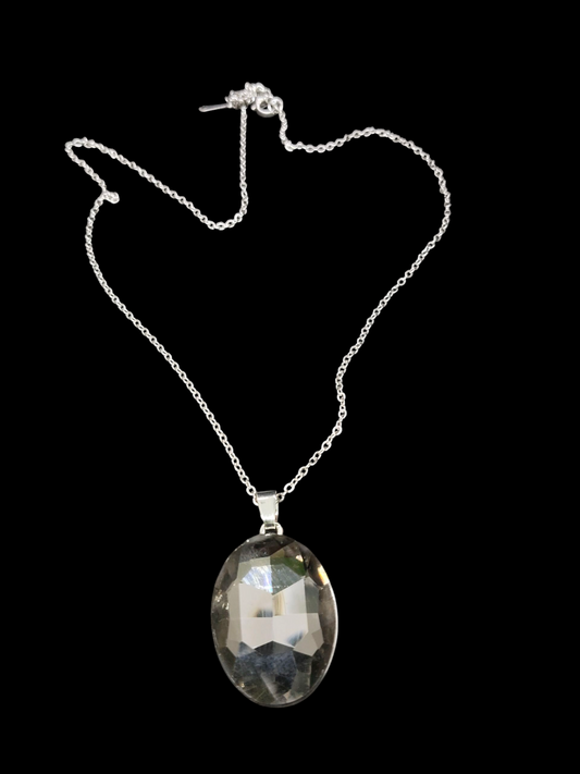 Crystal Grace Silver Plated Premium Quality Simple and Stylish Western Chain with Pendant