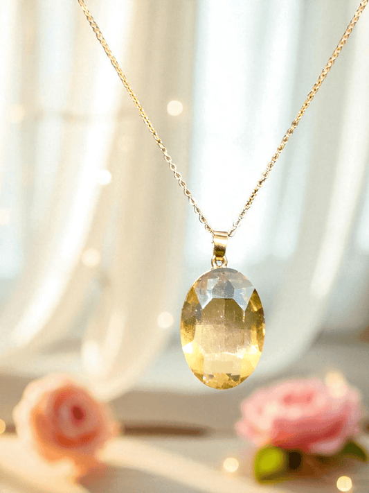 Deepashree Premium Quality Simple and Elegant Western Chain with Stoned Pendant