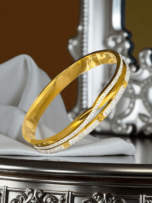 Svarnarambh Premium Quality Budget Friendly Anti-Tarnished Openable Free Size Kada Bangle