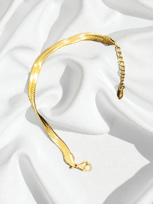 HeartTail Premium Quality 22k Gold Plated Budget Friendly Trendy and Stylish Bracelet