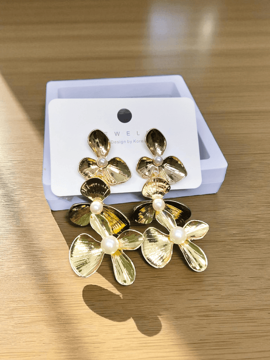 PearlFlora Premium Quality Budget Friendly Party Wear Anti-Tarnished Statement Earring