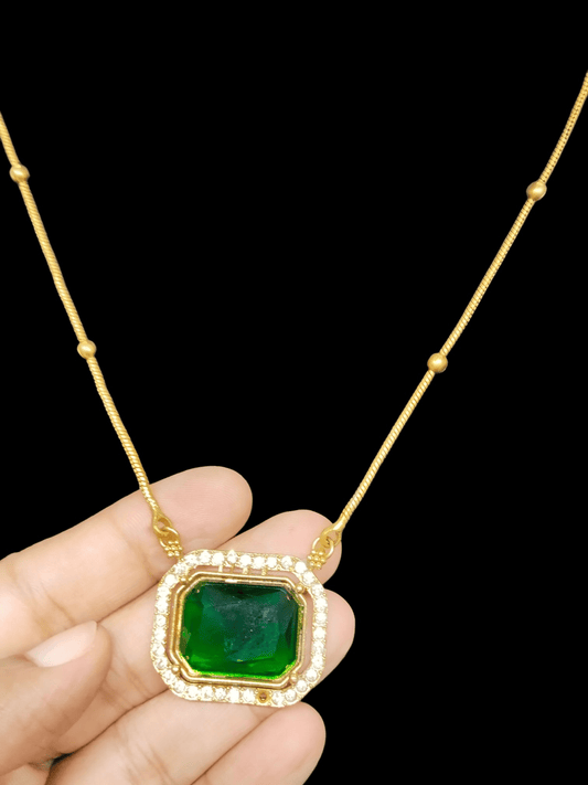 Verdura Charm Premium Quality Mid Length Simple and Elegant Chain with Charming Stone Pendant
