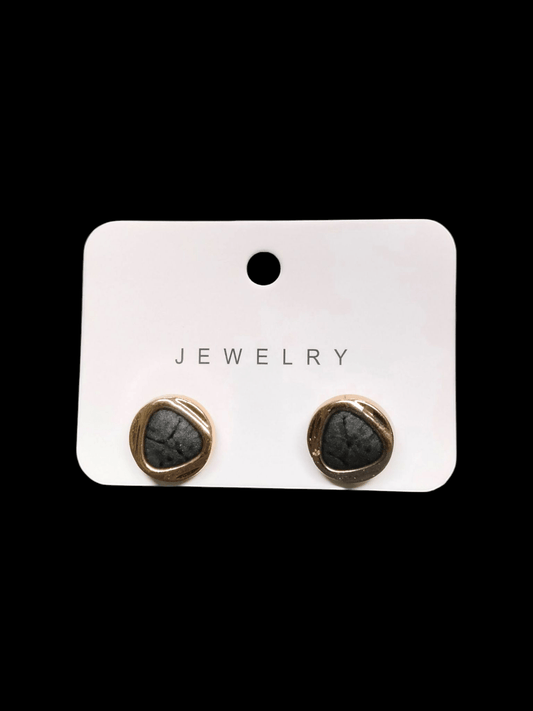 Coral Gleam Budget Friendly Cute and Elegant Simple Stud For Daily Use available in 2 Colors