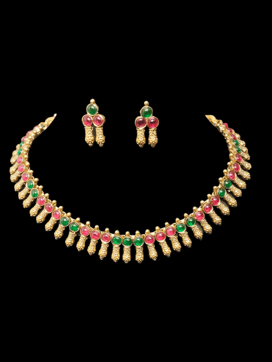 Kundan Bloom Trendy Designed Beautiful and Elegant Traditional Necklace Set Available in two colors